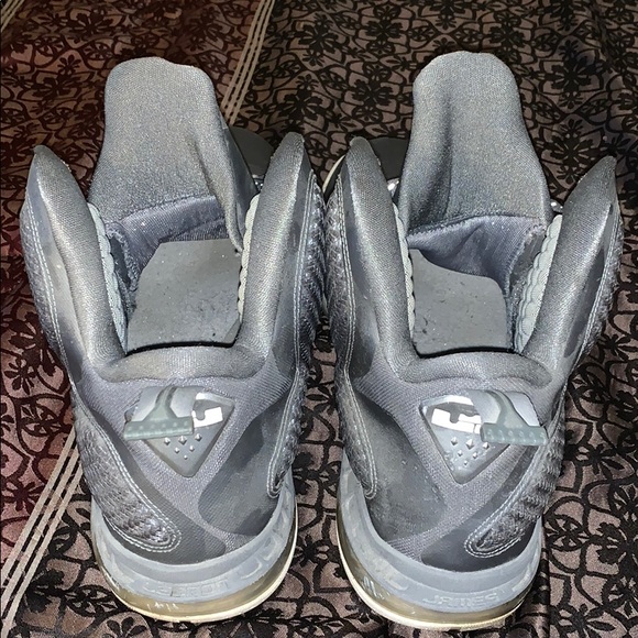 Lebron 9 - Picture 5 of 7